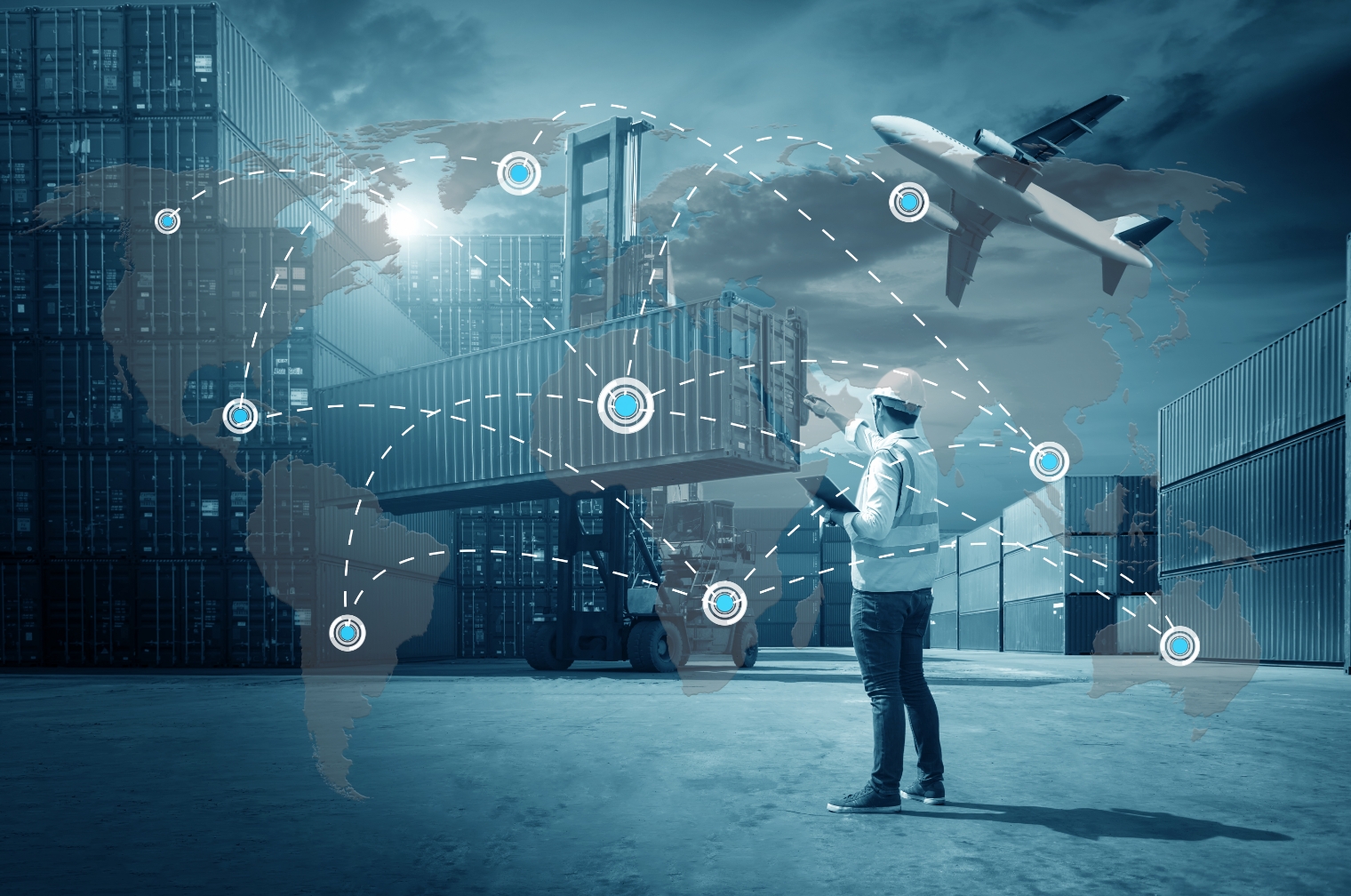 What are the benefits of AI in logistics startups?