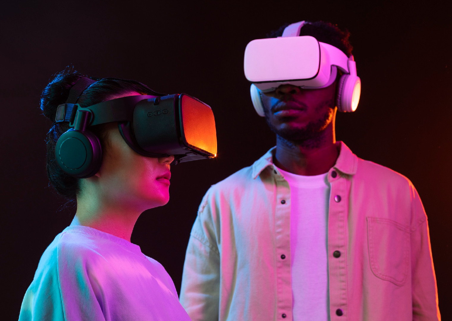 Immersive Technologies (AR/VR/MR) Transforming Customer Experience: Beyond the Hype
