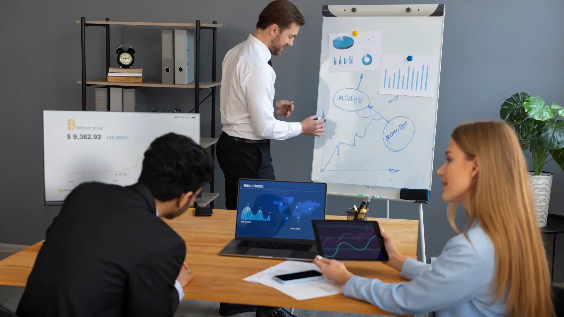 Understand Data Analytics from Our Leader’s Point of View